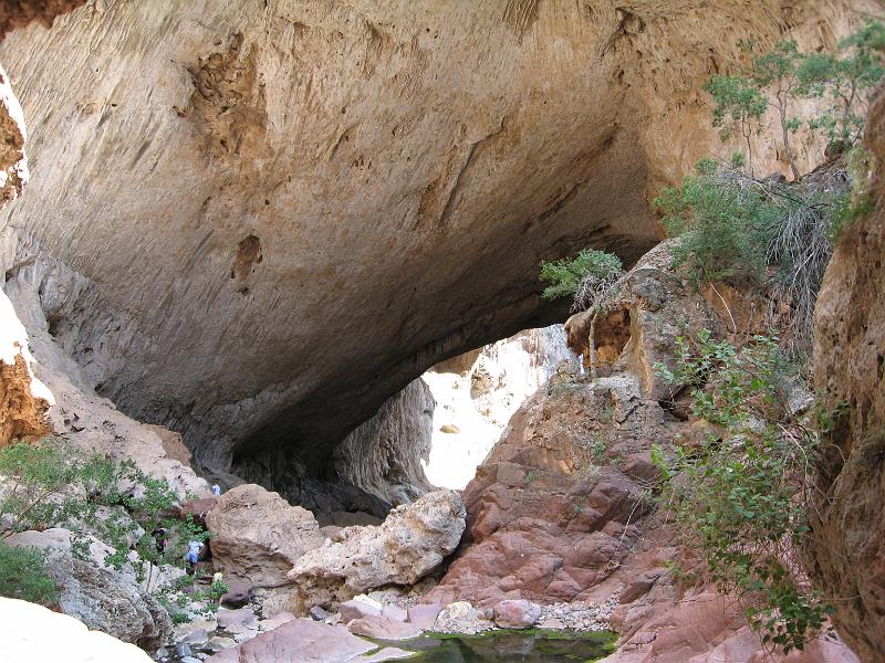 Tonto Natural Bridge 059.jpg